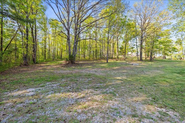 4417 SE Waterlevel Highway, Cleveland, TN 37323