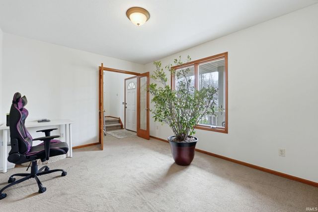 10415 Spotted Hawk Cove, Hoagland, IN 46745