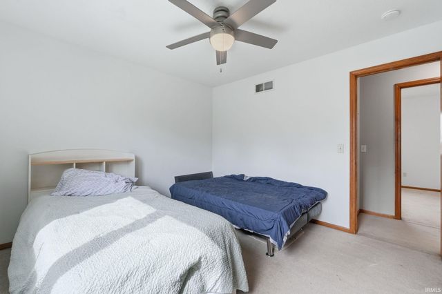 10415 Spotted Hawk Cove, Hoagland, IN 46745