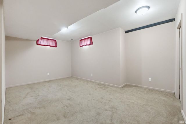 10415 Spotted Hawk Cove, Hoagland, IN 46745