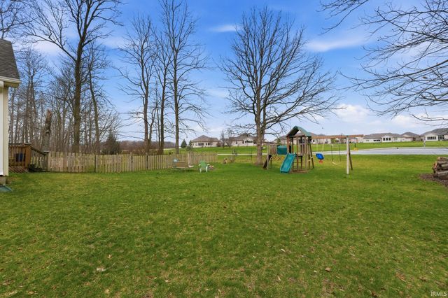 10415 Spotted Hawk Cove, Hoagland, IN 46745