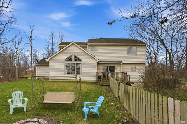10415 Spotted Hawk Cove, Hoagland, IN 46745