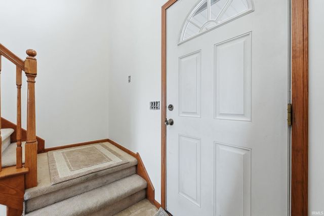 10415 Spotted Hawk Cove, Hoagland, IN 46745