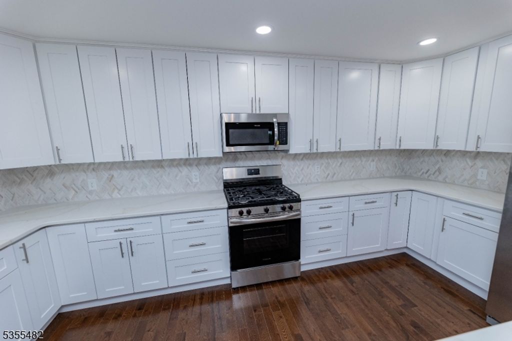 17 Old Somerville Rd, Hillsborough Twp., NJ 08844 — photo 5