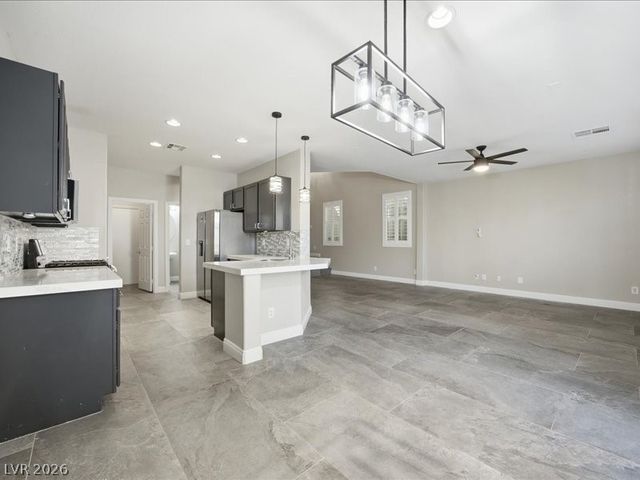 6416 Alderlyn Avenue, Las Vegas, NV 89122