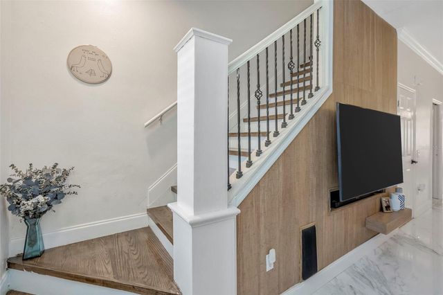 6765 LAKE ROCHESTER LANE, Gibsonton, FL 33534