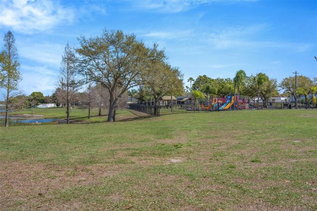 6765 LAKE ROCHESTER LANE, Gibsonton, FL 33534