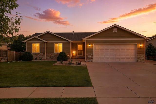 4132 PORTRUSH RD, Rapid City, SD 57702