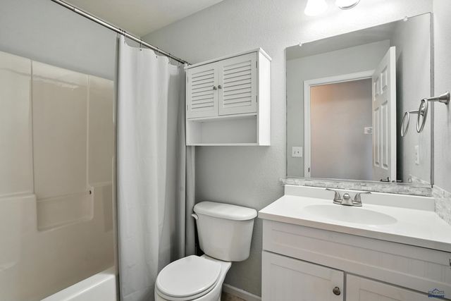 4132 PORTRUSH RD, Rapid City, SD 57702