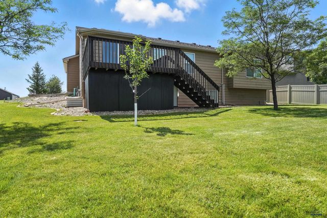 4132 PORTRUSH RD, Rapid City, SD 57702