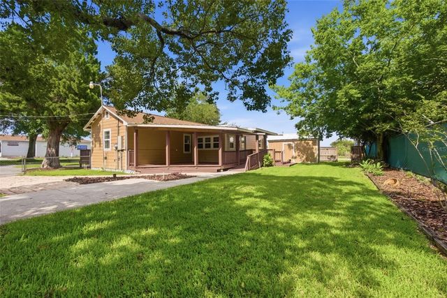 715 WYLLY AVENUE, Sanford, FL 32773