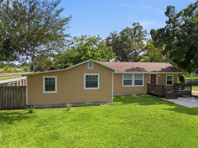 715 WYLLY AVENUE, Sanford, FL 32773