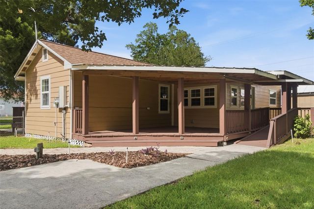 715 WYLLY AVENUE, Sanford, FL 32773