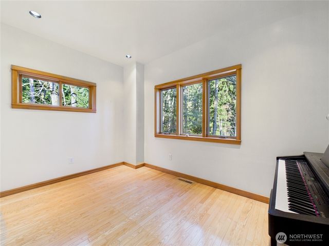 191 Old Oak Bay Road, Port Hadlock, WA 98339