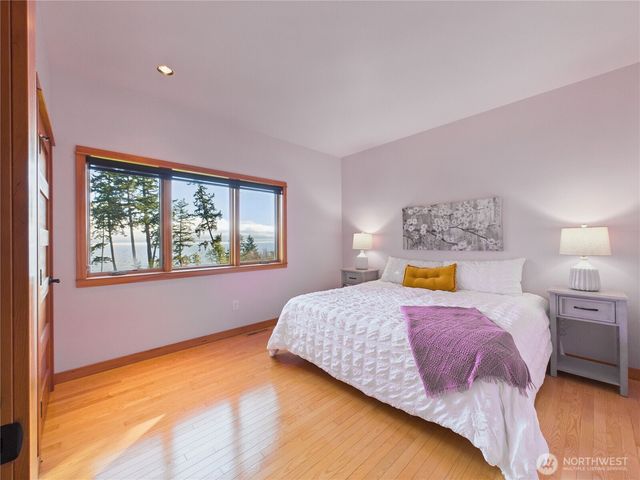 191 Old Oak Bay Road, Port Hadlock, WA 98339