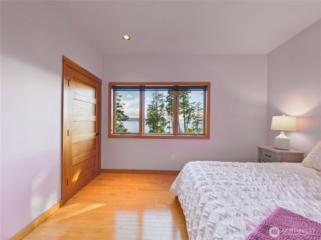 191 Old Oak Bay Road, Port Hadlock, WA 98339