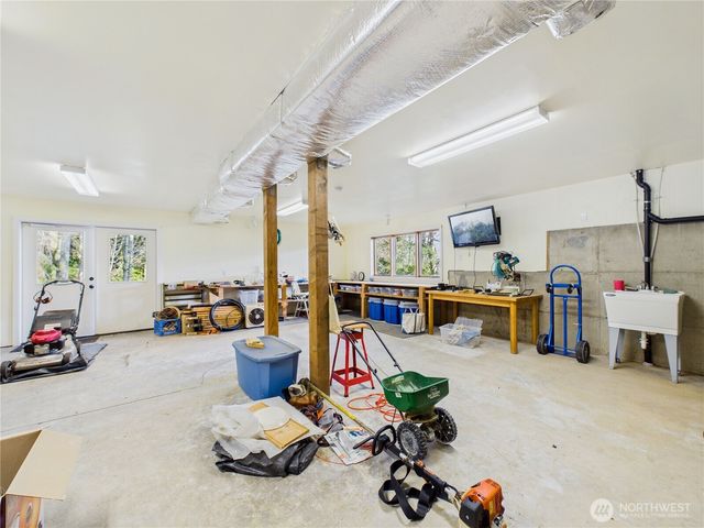 191 Old Oak Bay Road, Port Hadlock, WA 98339