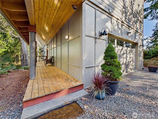 191 Old Oak Bay Road, Port Hadlock, WA 98339