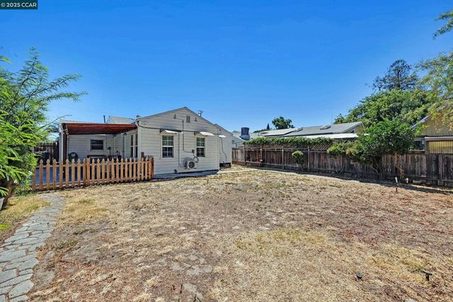 45 E 13th St, Antioch, CA 94509