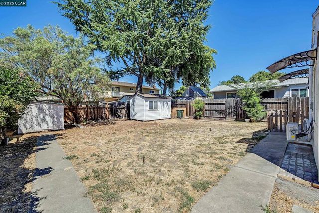 45 E 13th St, Antioch, CA 94509