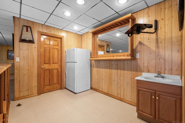 5650 Grace Lane, Almont, MI 48003