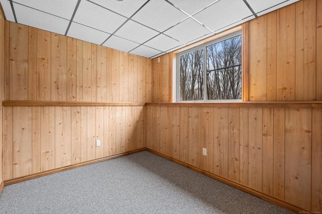 5650 Grace Lane, Almont, MI 48003