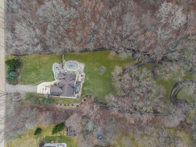 5650 Grace Lane, Almont, MI 48003