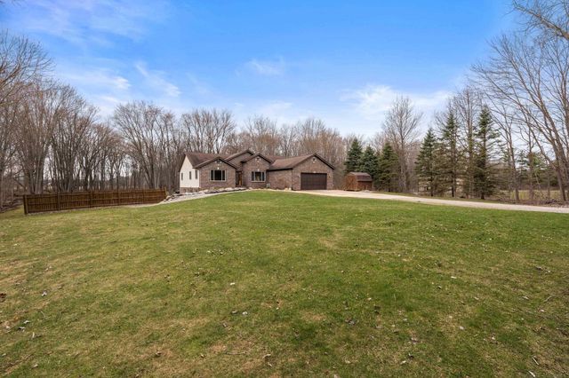 5650 Grace Lane, Almont, MI 48003