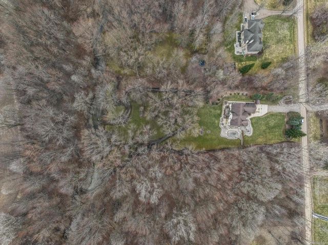 5650 Grace Lane, Almont, MI 48003