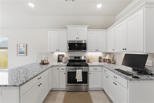 2167 S Magnificent Loop, Fayetteville, AR 72701