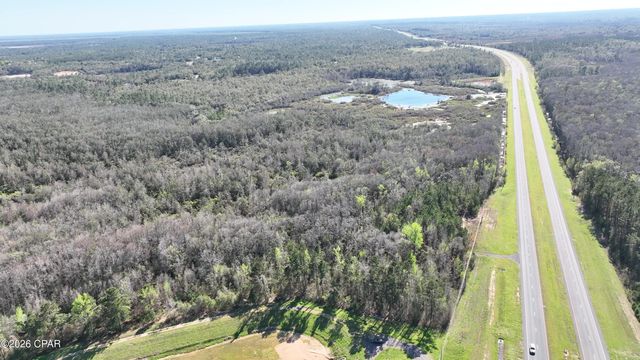4713 HWY 77, Chipley, FL 32428