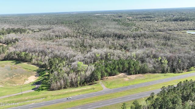 4713 HWY 77, Chipley, FL 32428