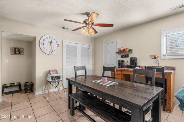 5007 Ramona Ln, Louisville, KY 40272