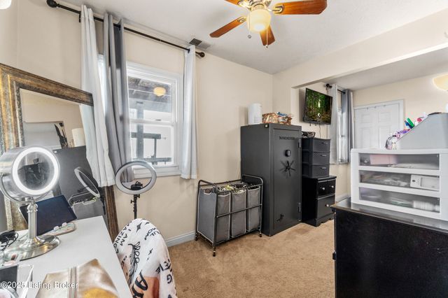 5007 Ramona Ln, Louisville, KY 40272