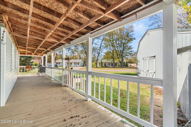 5007 Ramona Ln, Louisville, KY 40272