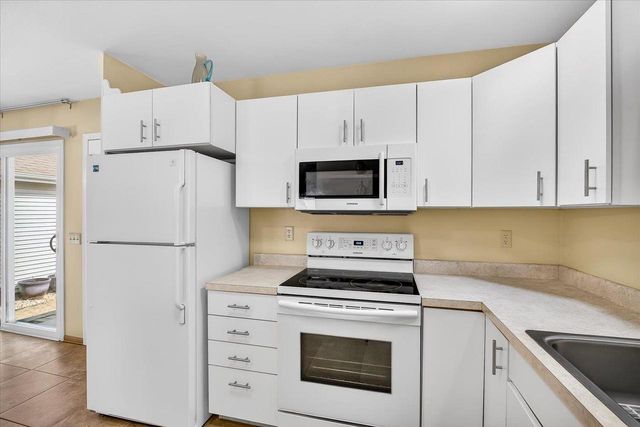453 Cherry Hill Drive, Madison, WI 53717