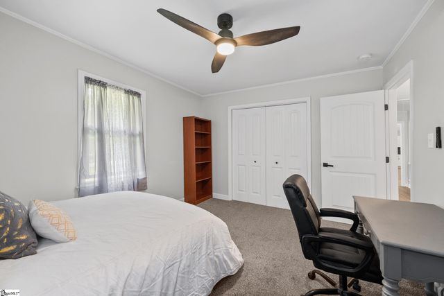 208 Pinewood Drive, Taylors, SC 29687