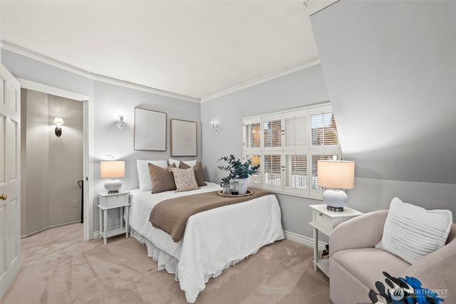 2205 N Tacoma Avenue, Tacoma, WA 98403