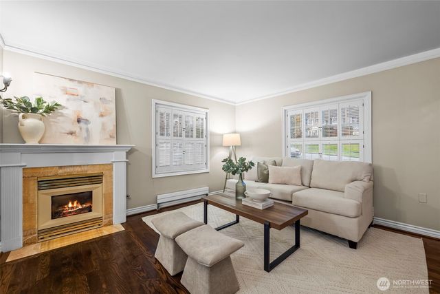 2205 N Tacoma Avenue, Tacoma, WA 98403