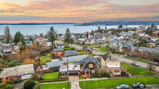 2205 N Tacoma Avenue, Tacoma, WA 98403