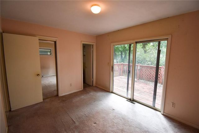 7301 W 89th Street, Overland Park, KS 66212