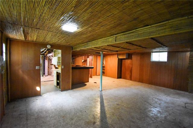 7301 W 89th Street, Overland Park, KS 66212