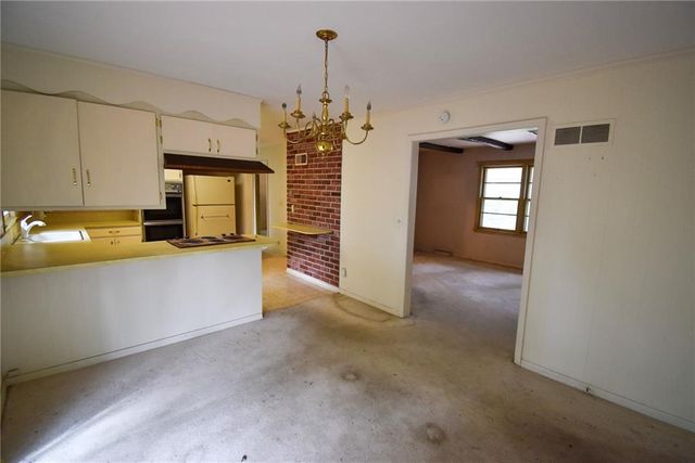 7301 W 89th Street, Overland Park, KS 66212