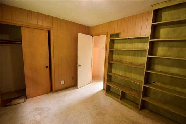 7301 W 89th Street, Overland Park, KS 66212