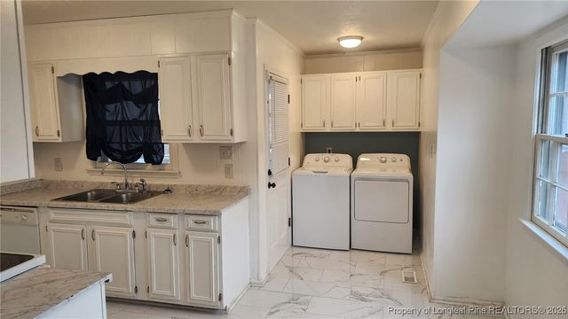 2135 Quailridge Drive, Fayetteville, NC 28304