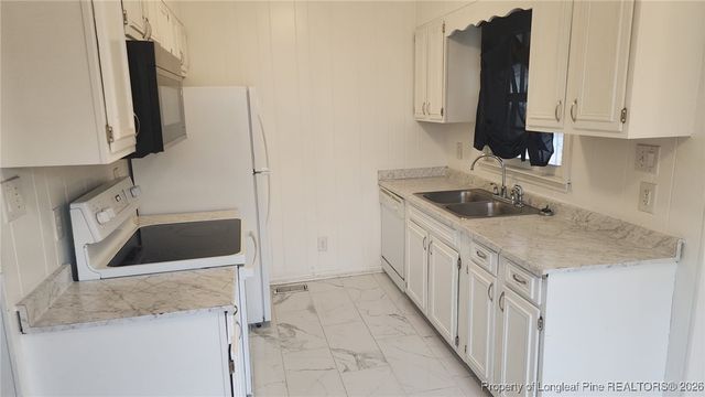 2135 Quailridge Drive, Fayetteville, NC 28304