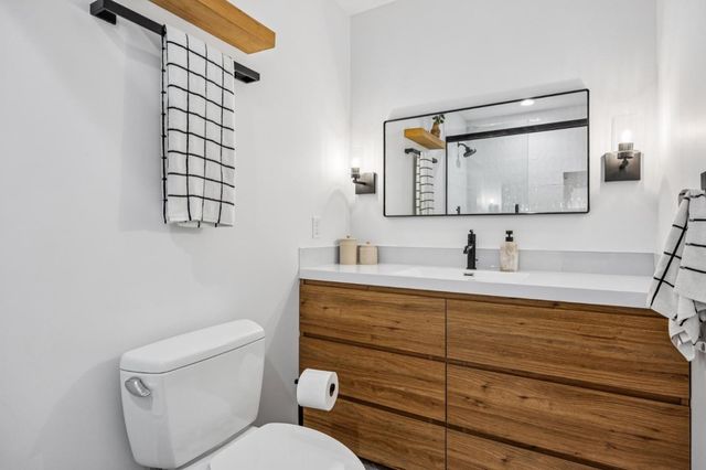 1515 Arc Way 105, Burlingame, CA 94010