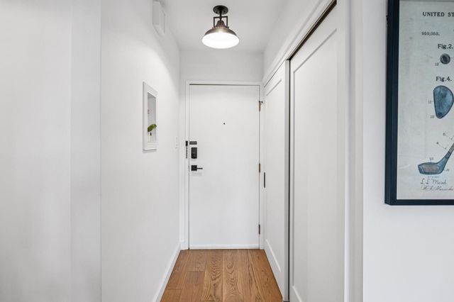 1515 Arc Way 105, Burlingame, CA 94010