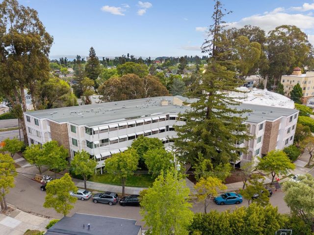 1515 Arc Way 105, Burlingame, CA 94010