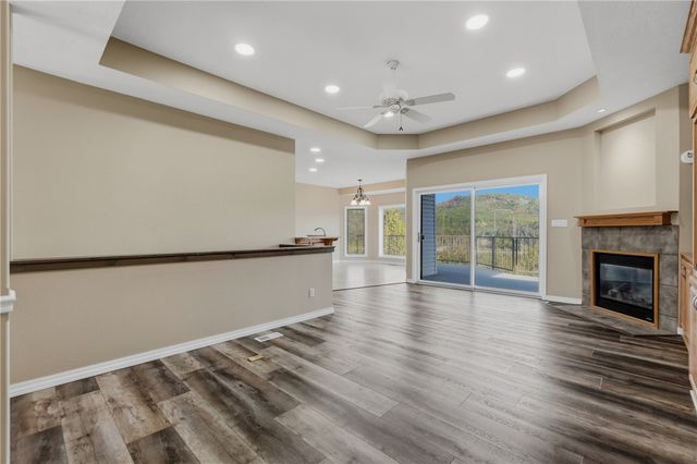 52 Bandy Drive, Holiday Island, AR 72631